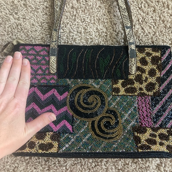 RARE Fendi Beaded Hand Bag - Picture 9 of 13
